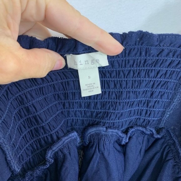 HINGE Flutter Sleeve Lace Top Navy Size Small NWOT - Picture 8 of 10